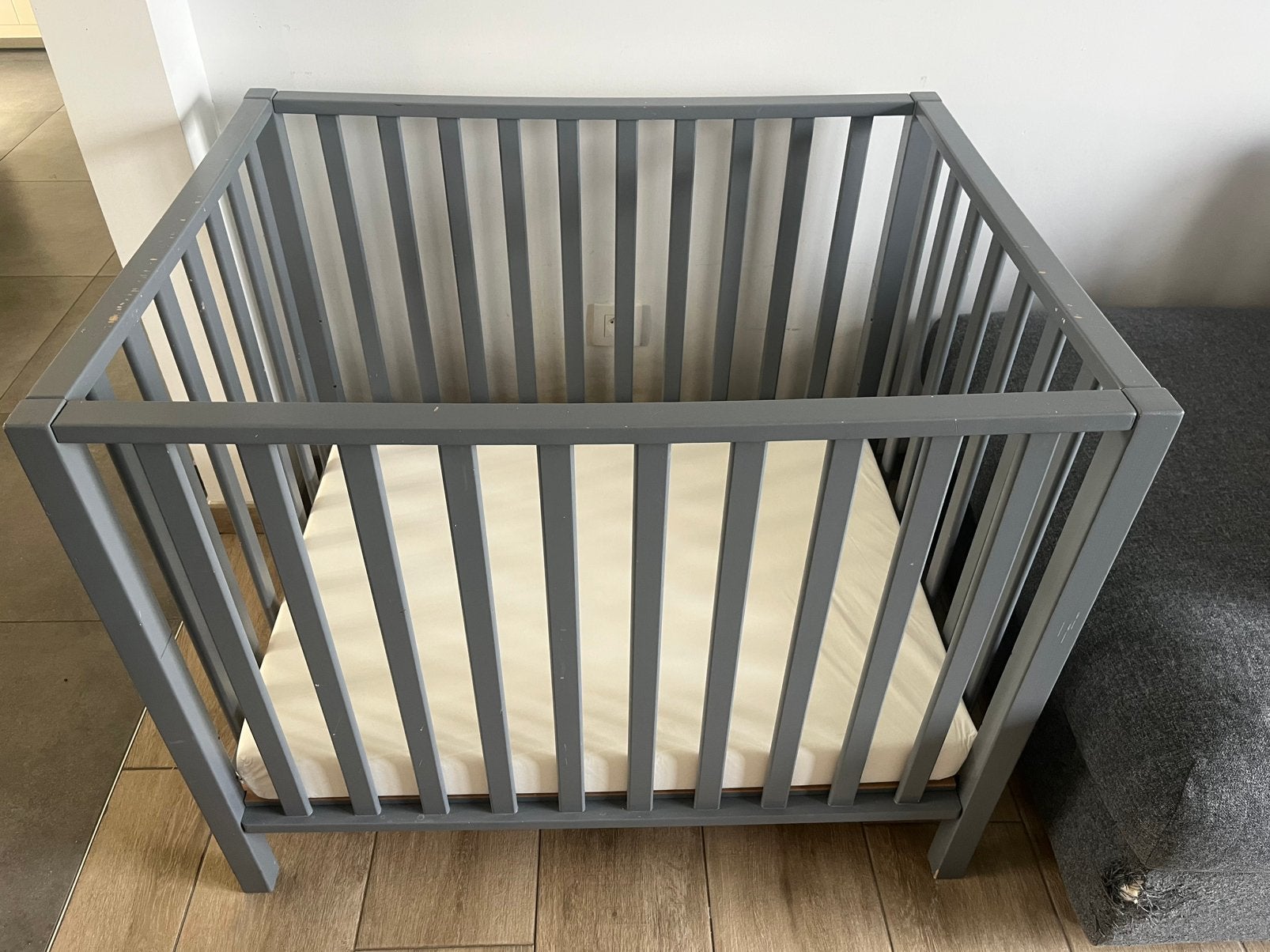 Grijs park, Kinderen en Baby's, Babyparken, Ophalen, Gebruikt, Vierkant, In hoogte verstelbaar