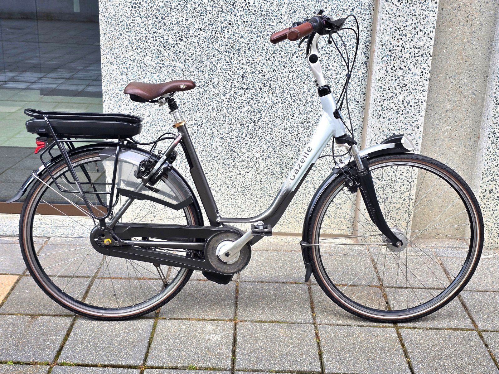 Vélo électrique Gazelle à moteur central, Enlèvement, Gazelle