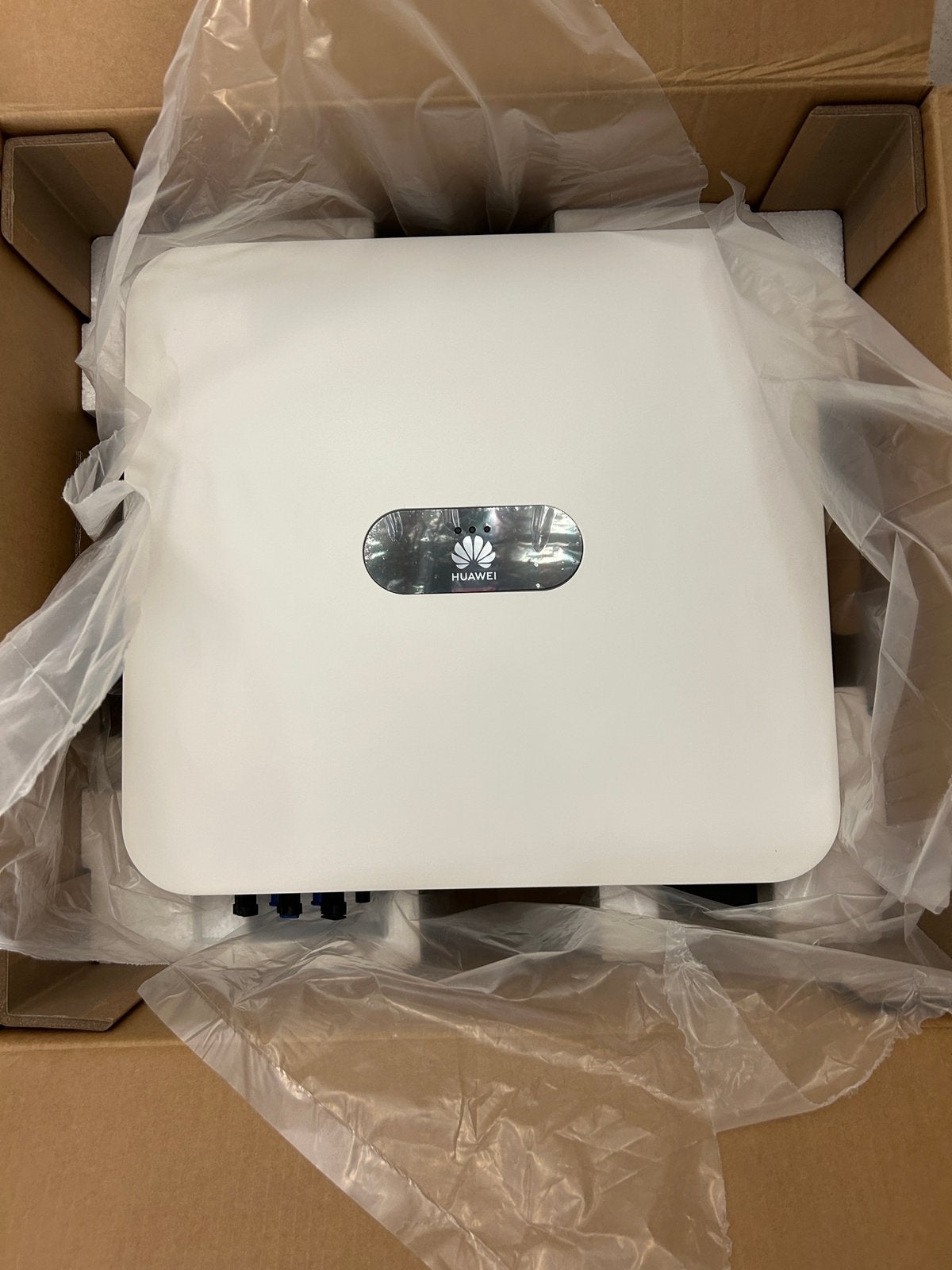 HUAWEI SUN2000-12KTL-MAP0, Doe-het-zelf en Bouw, Ophalen, Zo goed als nieuw