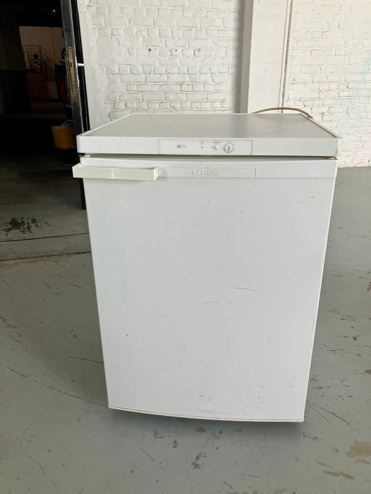 Réfrigérateur. Frigo Miele, Electroménager, 85 à 120 cm, Sans bac à congélation, Enlèvement, Utilisé