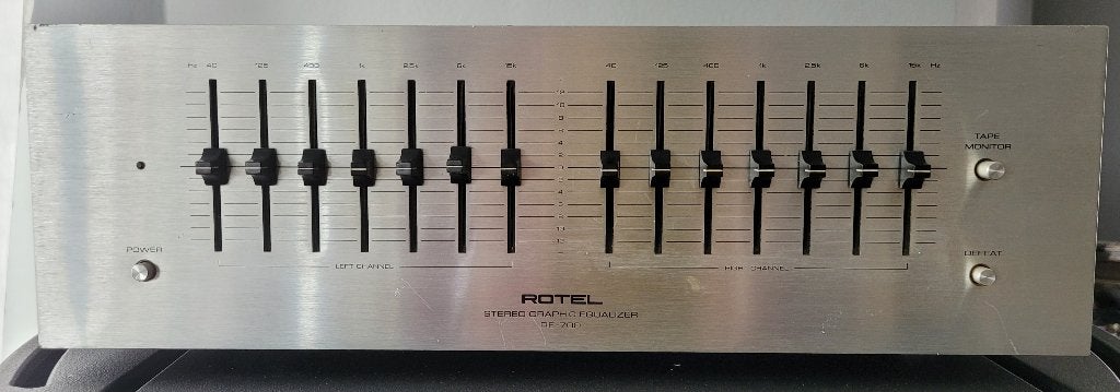 Rotel Graphic Equalizer 7 pistes RE-700, Enlèvement, Utilisé, Stéréo, Autres marques