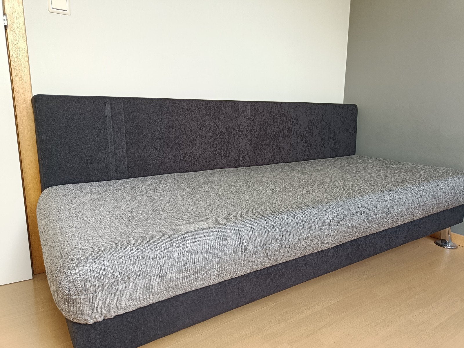 Mooi zetelbed (zwart/grijs) in uitstekende staat, Ophalen