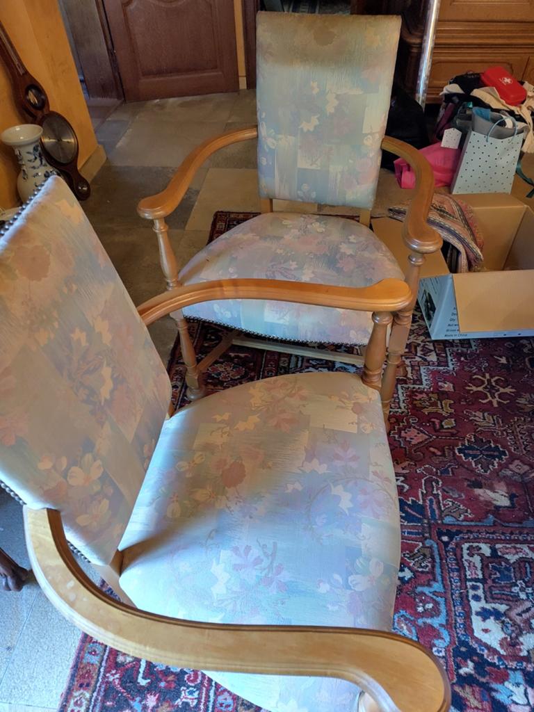 2 klassieke elegante houten armstoelen, Ophalen