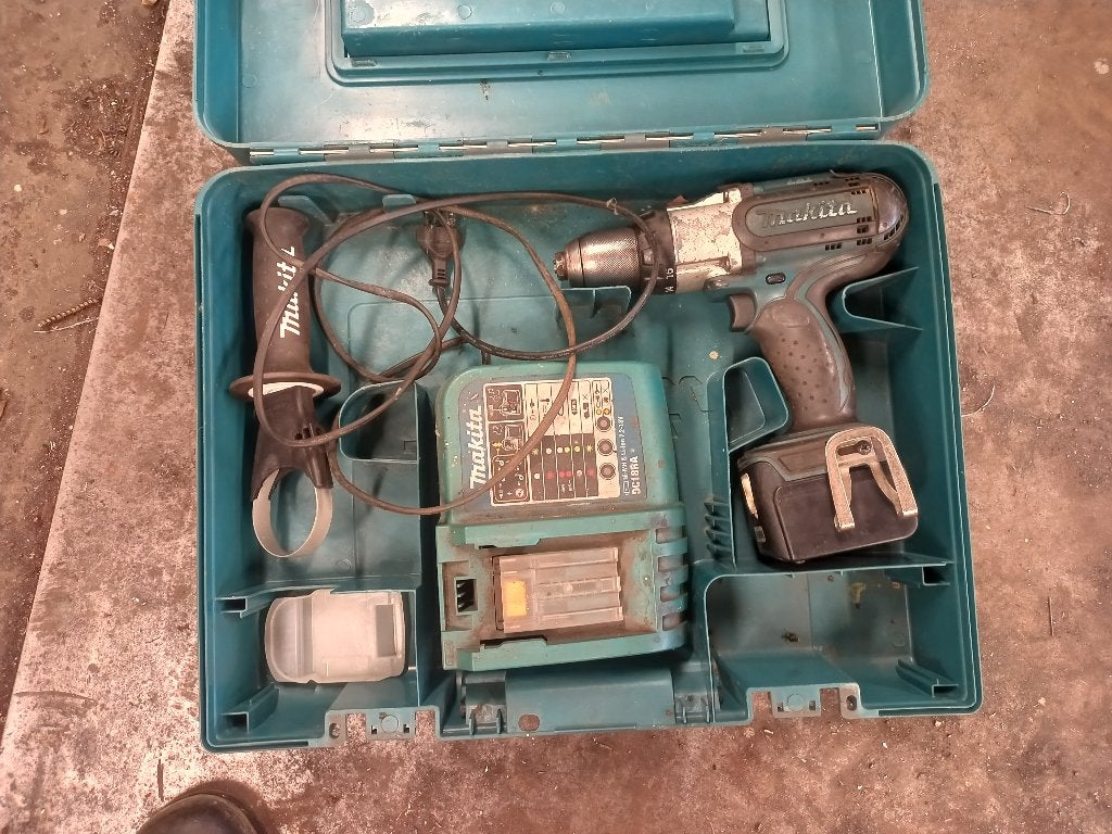 makita acuboormachine, Ophalen, Gebruikt, Variabele snelheid
