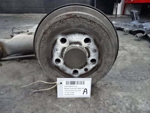 TAMBOUR DE FREIN ARRIÈRE Seat Ibiza IV (6J5), Autos : Pièces & Accessoires, Utilisé, Seat