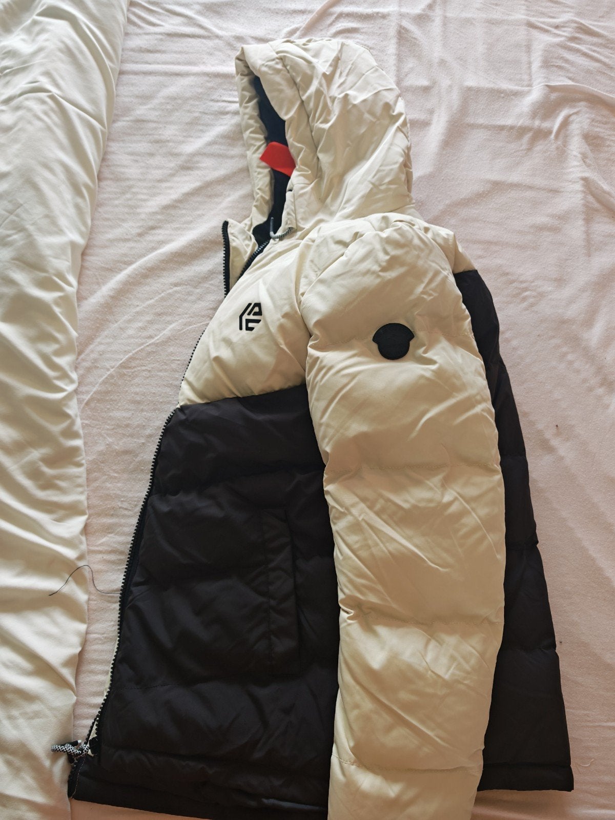 splinternieuwe winterjas ! maat medium, Ophalen of Verzenden