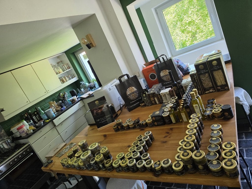 Produits à la truffe à vendre suite à liquidation, Enlèvement ou Envoi, Neuf