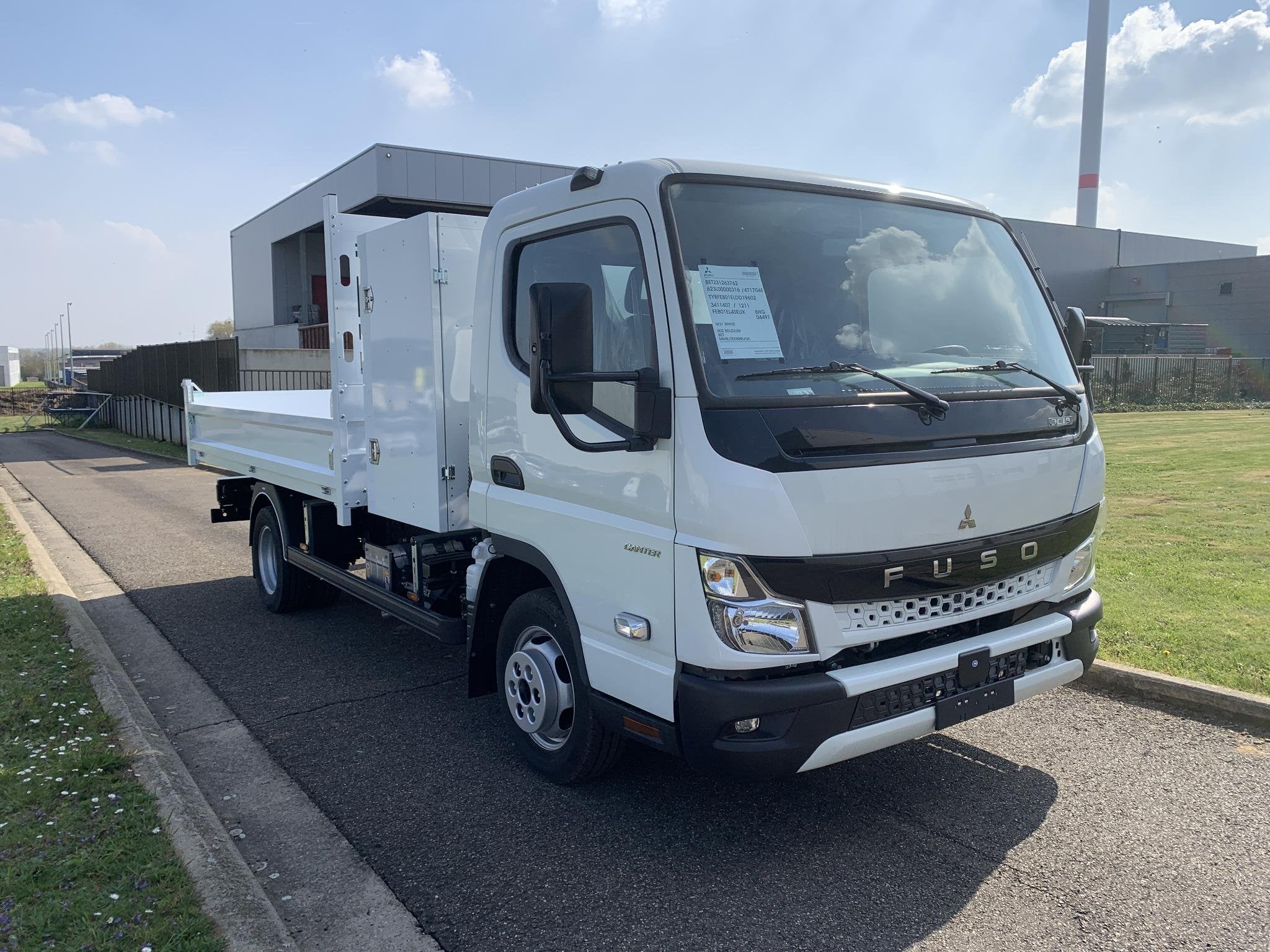 Mitsubishi Fuso Canter 3C 15 LWB Kipbak DOS 108326 - 05, Auto's, 4 cilinders, Wit, Bedrijf, Nieuw
