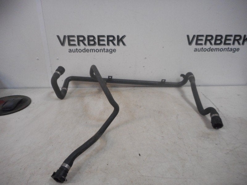 DURITE EAU BMW 3 serie Compact (E46 / 5) (17127510618), Utilisé, BMW, Petuelring 130
80809  München, DE, Bayerische Motoren Werke AG