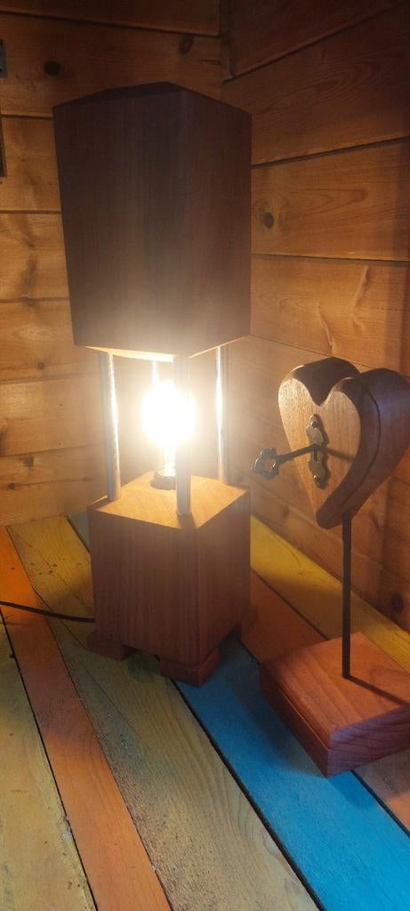 Lamp met gesloten hartje, Ophalen