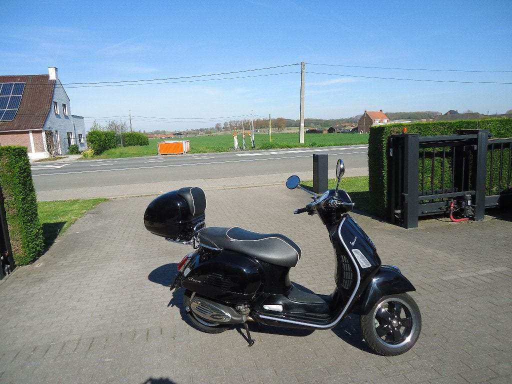 vespa 125 gts super, Ophalen, Gebruikt, 125 cc, Benzine