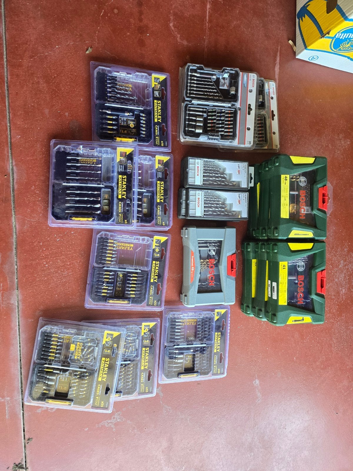 lot de 23 boite de beats  meche et embouts nouveau, Enlèvement