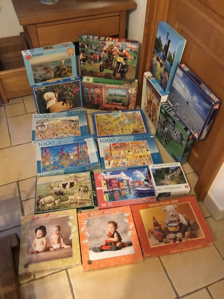 Puzzels aan 2 euro per stuk, Ophalen of Verzenden, 500 t/m 1500 stukjes, Gebruikt, Legpuzzel