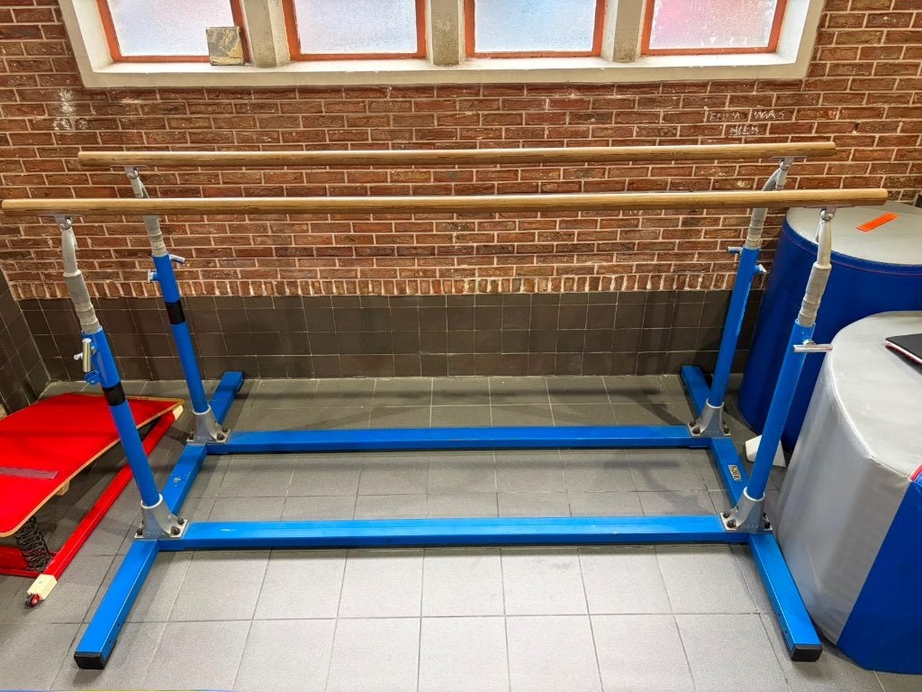 Junior gelijke legger gymnastiek, Sports & Fitness, Gymnastique, Enlèvement, Utilisé, Matériel
