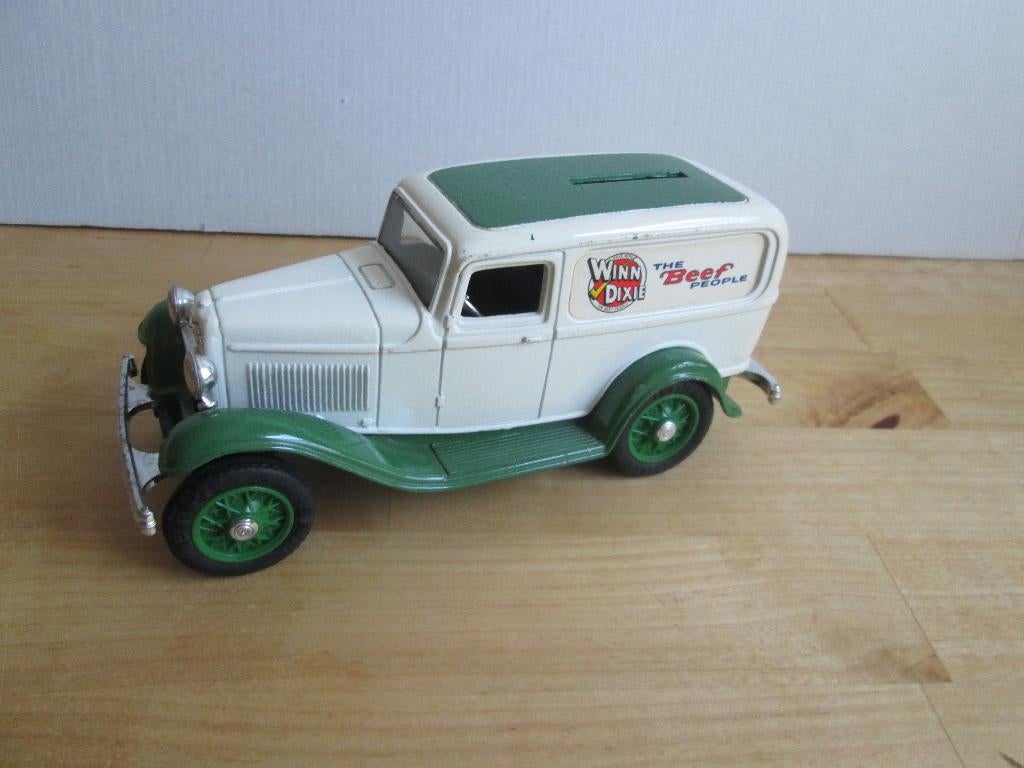 ERTL 1932 Ford Van Winn Dixie Beef People als Spardose, Enlèvement ou Envoi, Utilisé, Voiture, Autres marques