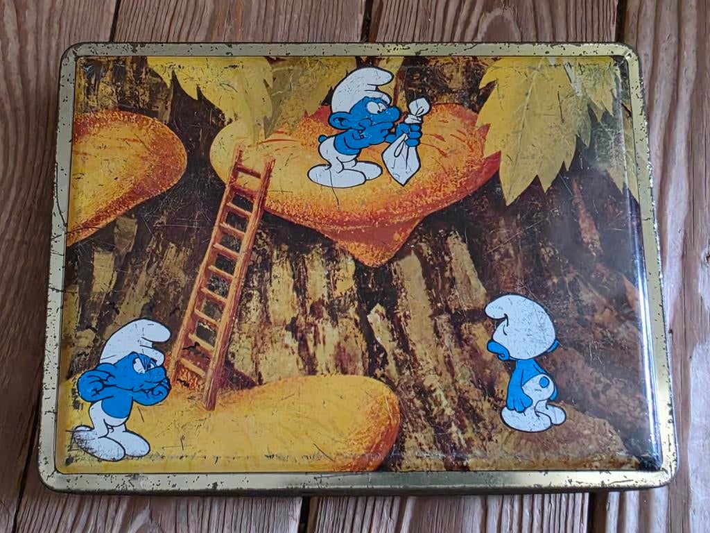 Smurfsmurf kwatta 1964. Deze chocoladedoos heeft een, Ophalen of Verzenden