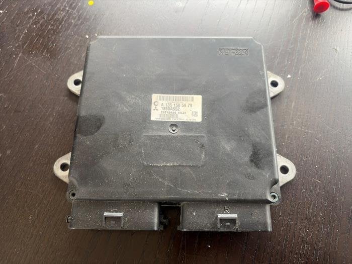 Ordinateur gestion moteur d'un Mitsubishi Colt, -, 3 mois de garantie, Utilisé, Mitsubishi