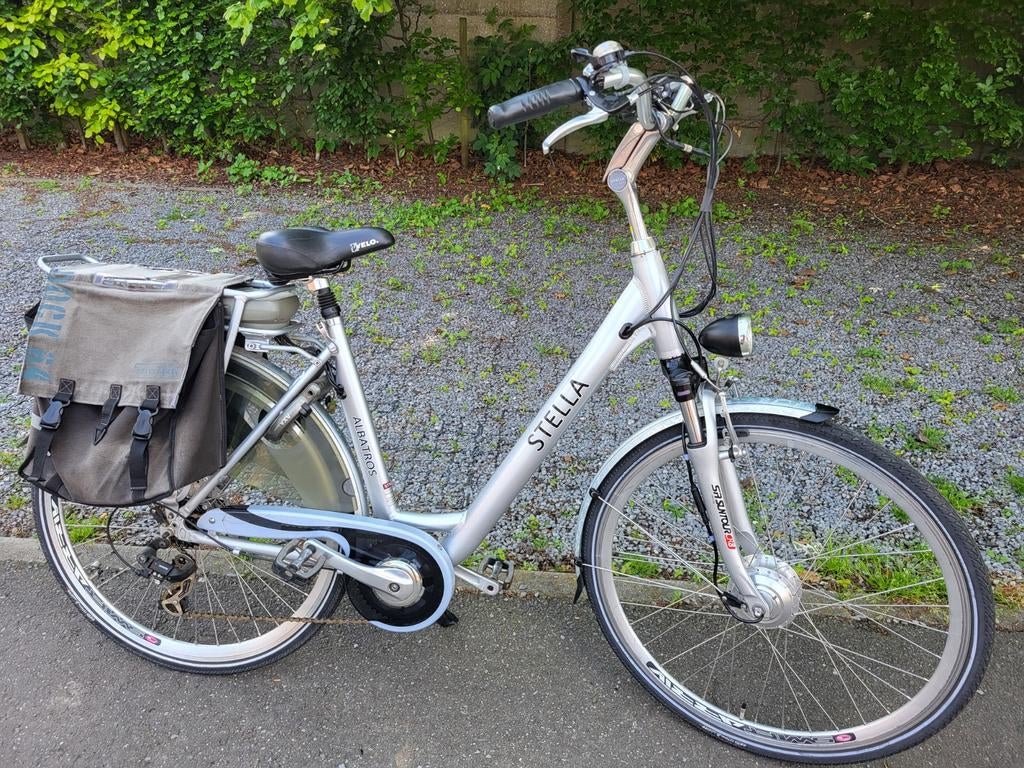 Stella elektrische damesfiets, Ophalen