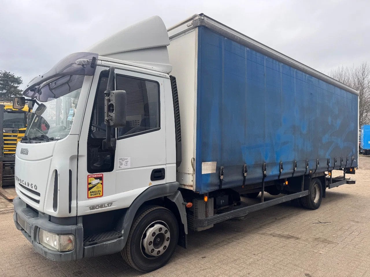 Iveco EuroCargo 120 *120EL17-BELGIAN ORIGINE-AC* (bj 2006), Auto's, Achterwielaandrijving, Iveco, Wit, Bedrijf