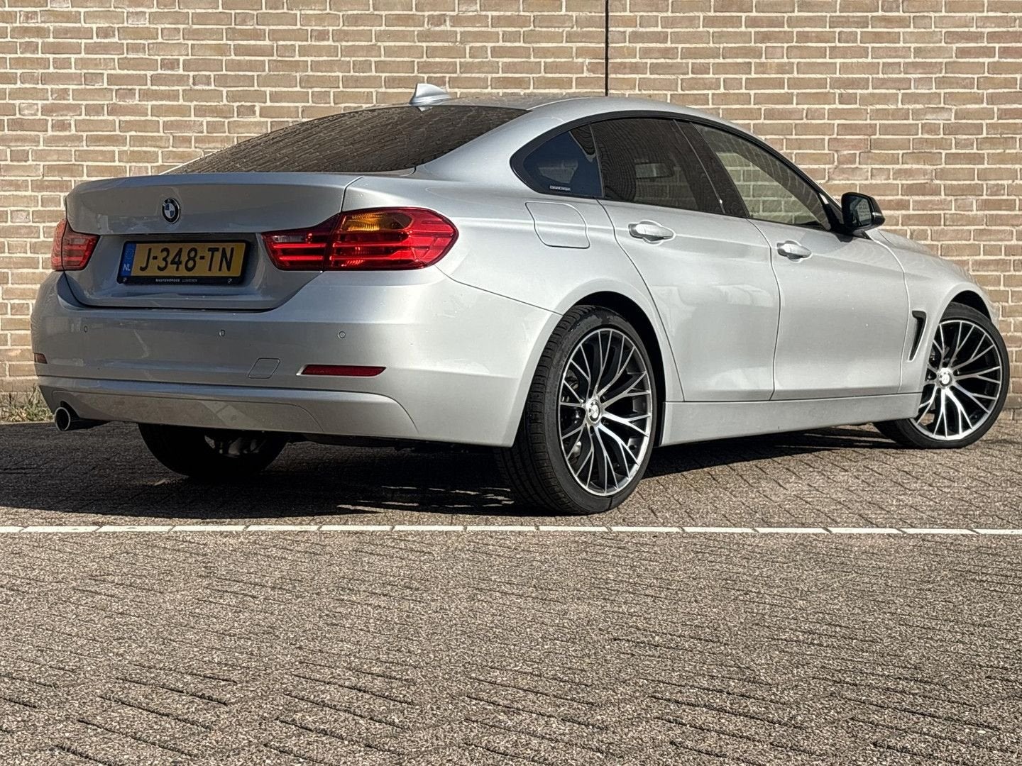 BMW 418 Gran Coupé 4-serie 418d Luxury, Auto's, Automaat, Bedrijf, Diesel, Zilver of Grijs