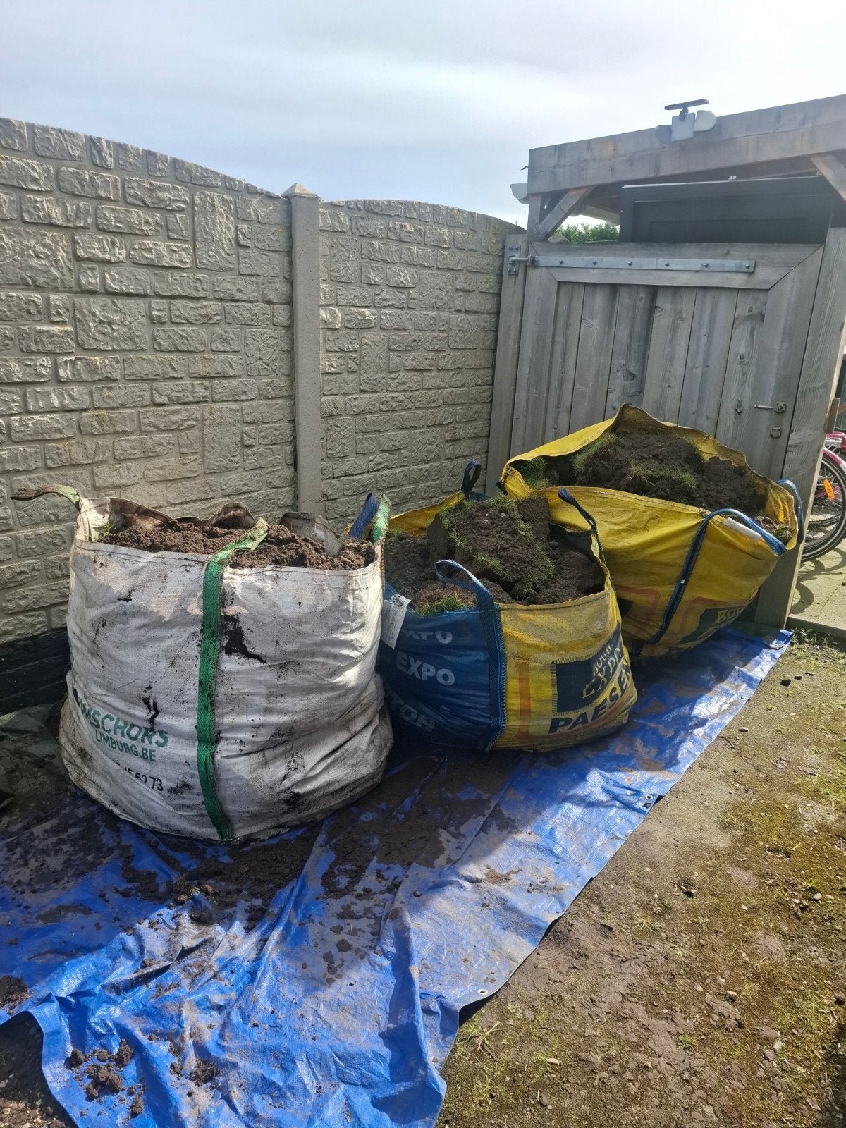Gratis zwarte zand, Jardin & Terrasse, Terre & Fumier, Enlèvement