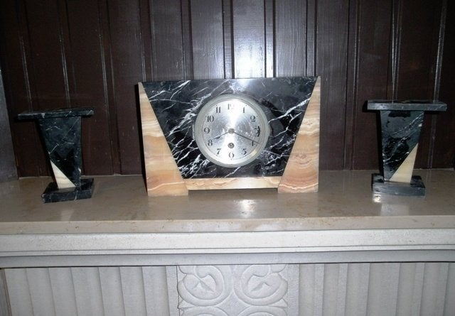 Marmeren klokkenstel met twee schouwstukken., Ophalen of Verzenden, Gebruikt