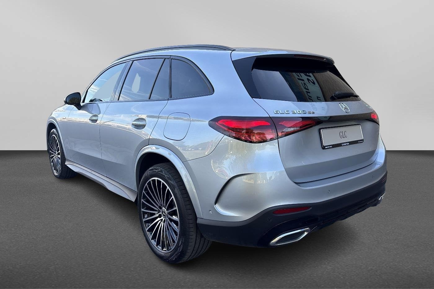 Mercedes-Benz GLC 300 de 4MATIC AMG Line, Auto's, Automaat, Dealer onderhouden, Stof, Gebruikt