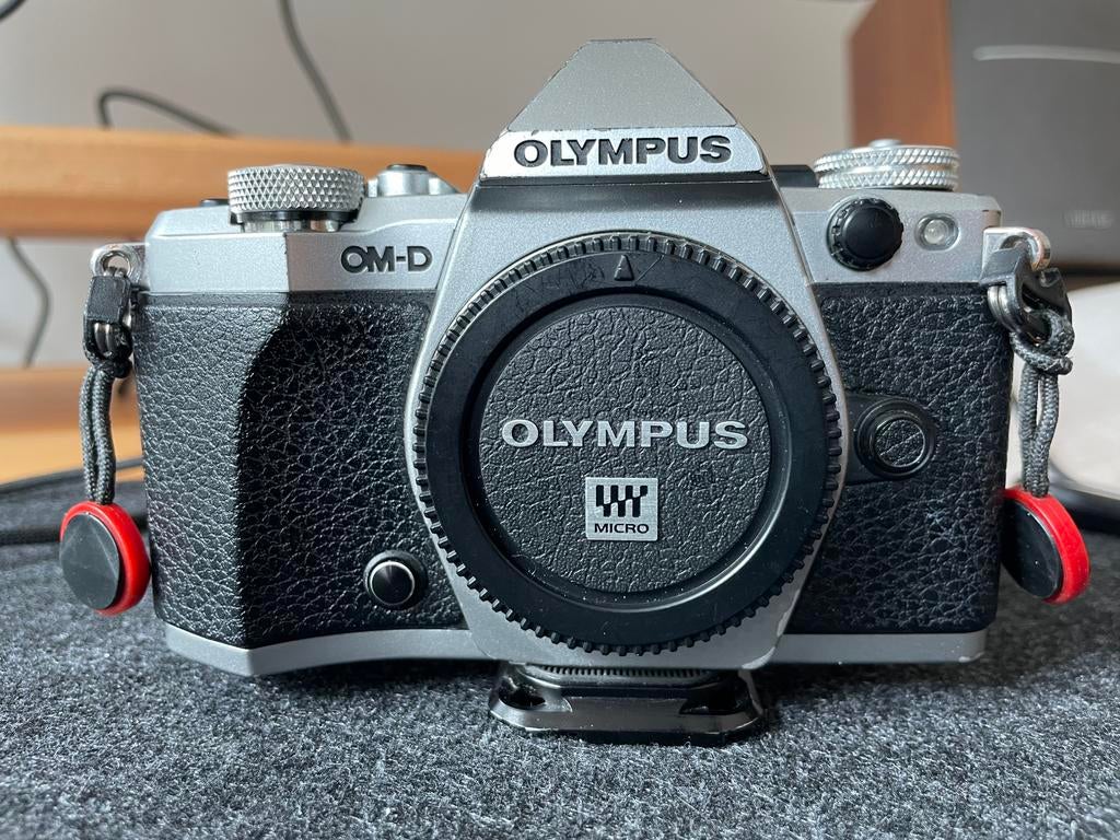 Olympus OM-D E-M5 II, Audio, Tv en Foto, Ophalen, Gebruikt, 16 Megapixel, Olympus