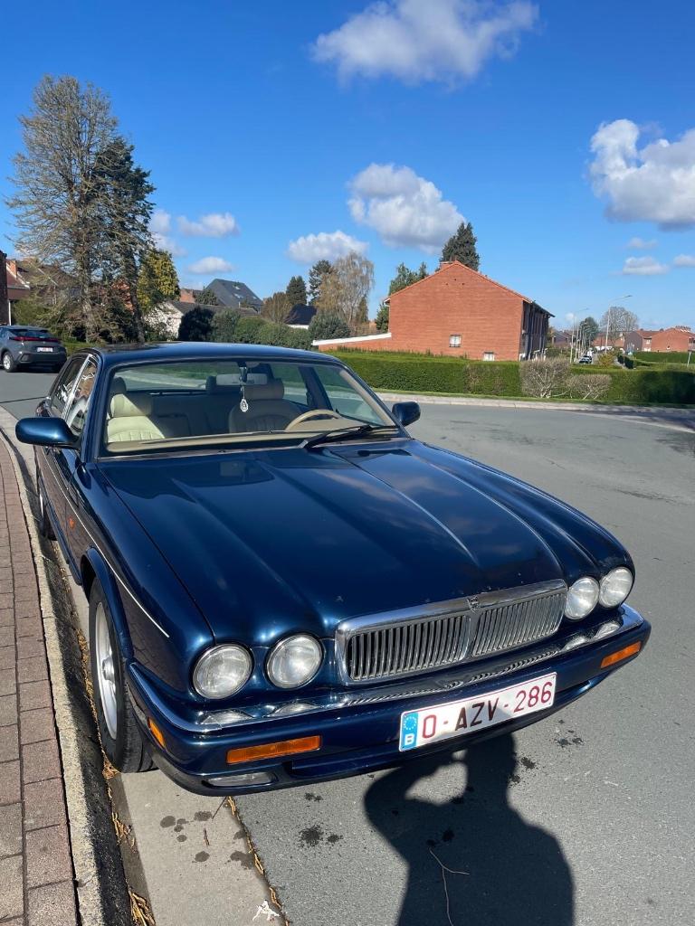 Jaguar xj x300 ancetre, Auto's, Automaat, 4 deurs, Achterwielaandrijving, Beige