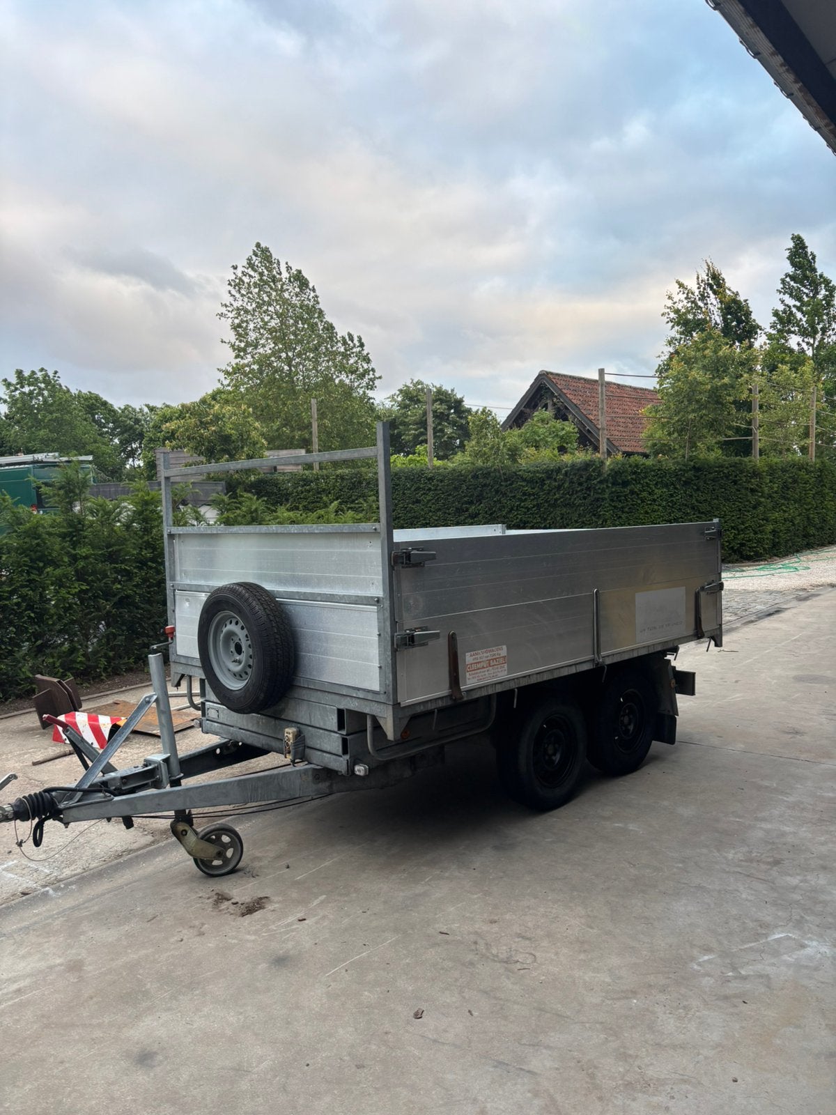 Kipper remorqe/aanhangwagen, Ophalen, Zo goed als nieuw