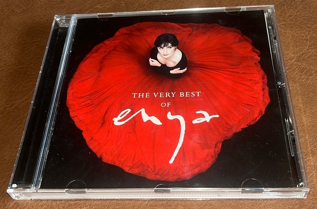 Enya ‎– The Very Best Of Enya - CD - EU, Ophalen of Verzenden, Gebruikt