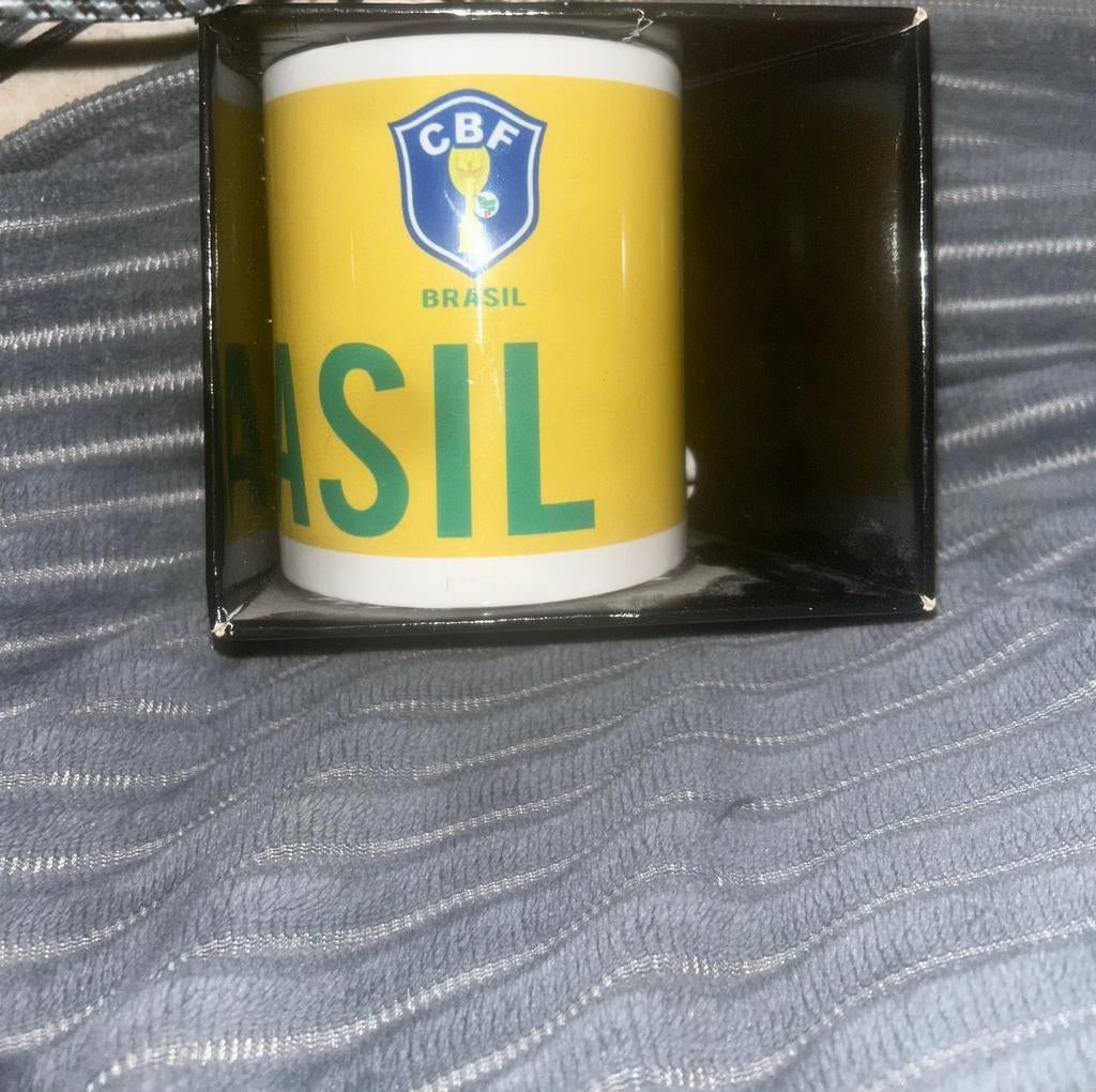 Voetbal mok, Verzamelen, Speldjes, Pins en Buttons, Ophalen, Zo goed als nieuw