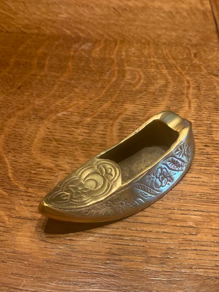 Vintage Brass Ashtray Shoe - India - antiek koperen schoen, Ophalen of Verzenden, Zo goed als nieuw, Asbak
