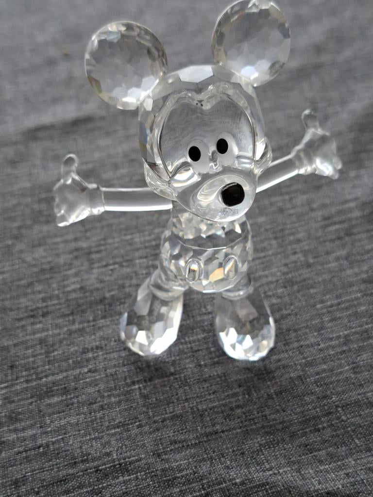 Swarovski, Enlèvement