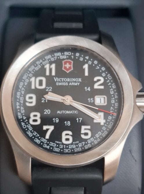 Victorinox Swiss Army 25790 automatique complètement nouveau, Enlèvement ou Envoi, Autres matériaux, Autres matériaux, Neuf