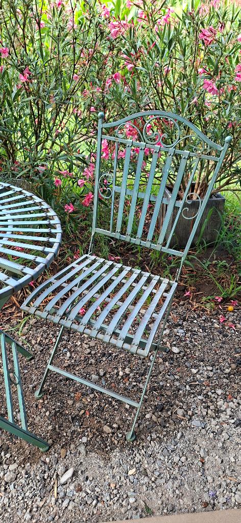 Bistroset, tuinset. Tafel en 2 stoelen. Opvouwbaar, Tuin en Terras, Overige materialen, Zo goed als nieuw, Tuinset, Eettafel
