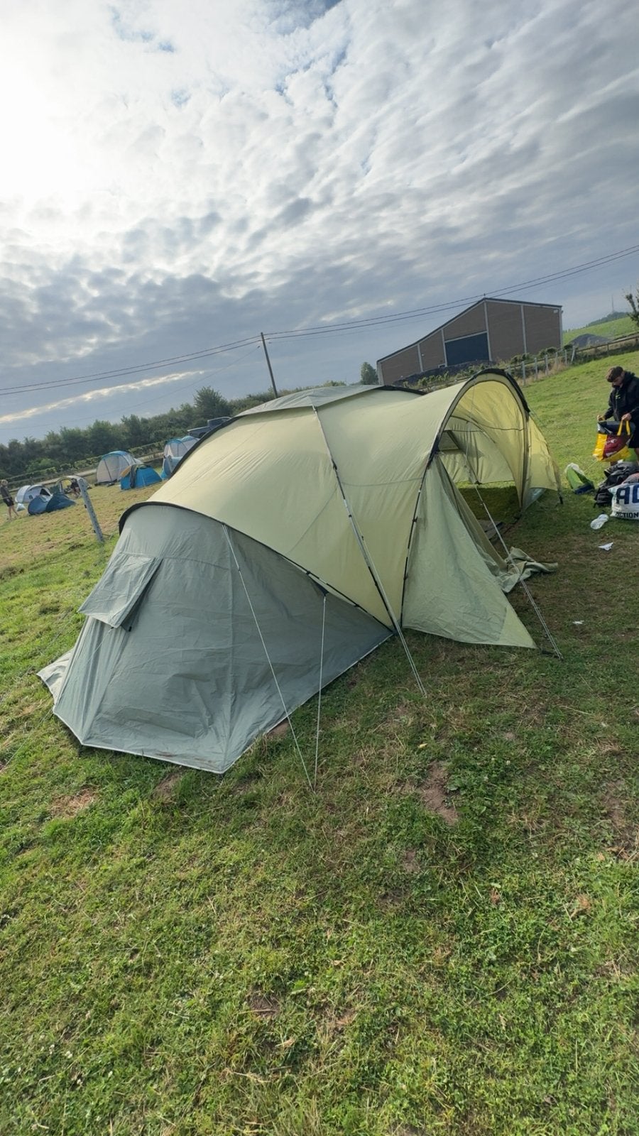 Familietent met 3 slaapkamers voor 6 personen, Ophalen, Gebruikt