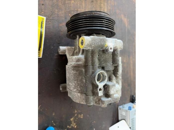 Pompe clim d'un Fiat 500, -, 3 mois de garantie, Utilisé, Fiat