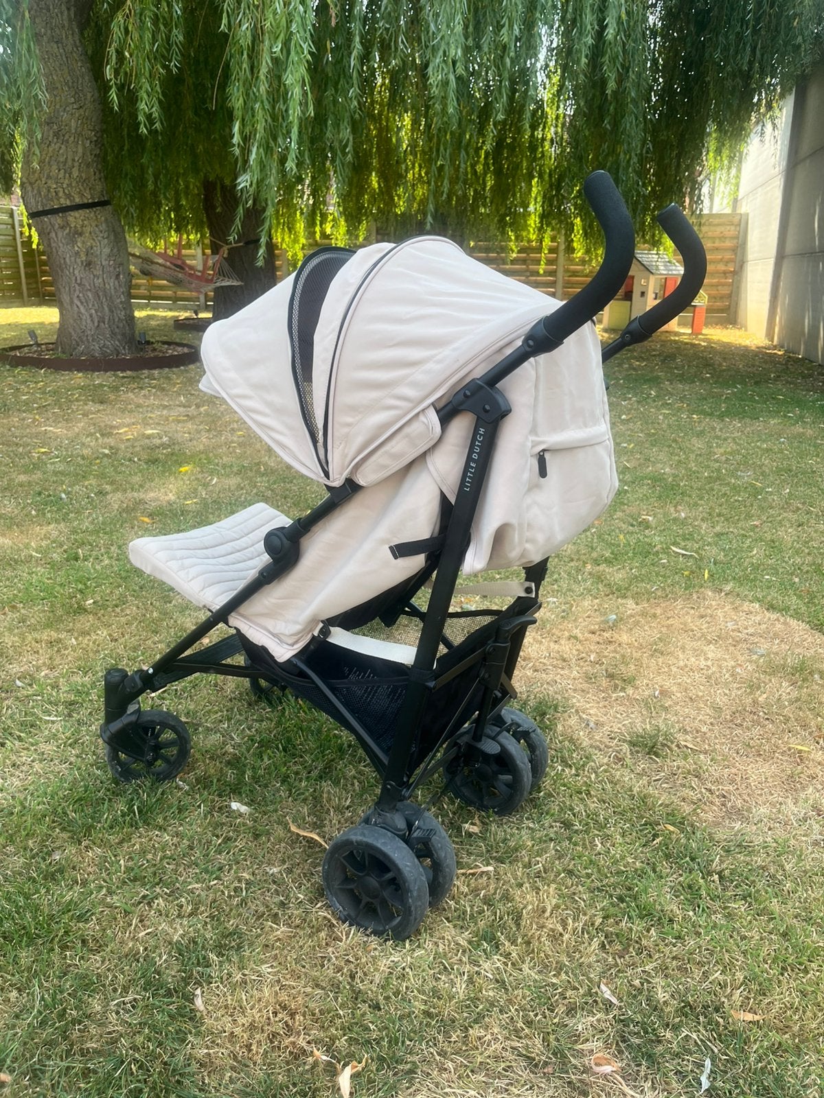 Little dutch buggy, Enlèvement, Comme neuf