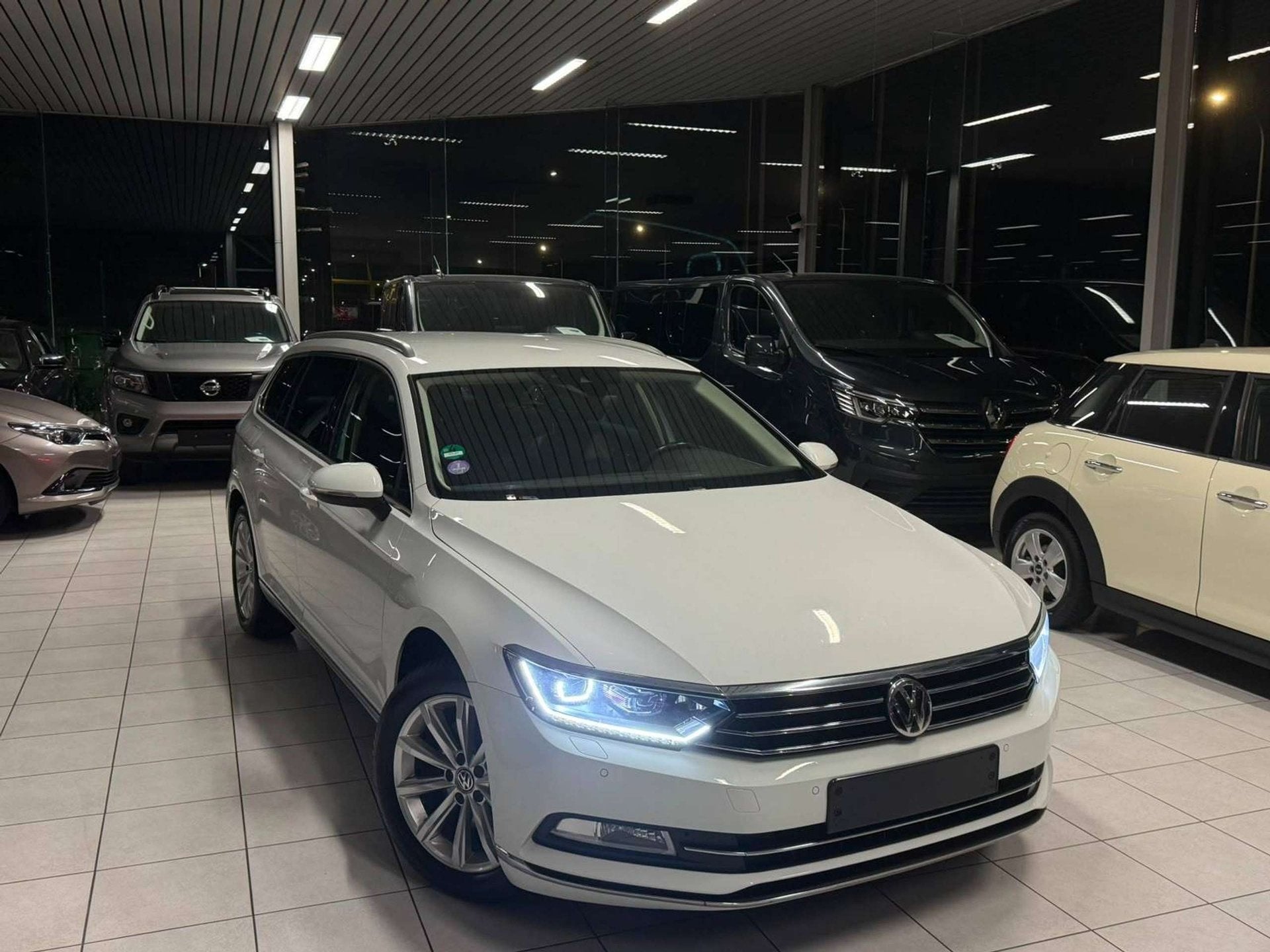 Volkswagen Passat 1.8i Essence Automatique 132kW Euro 6b, Autos, Achat, Euro 6, https://public.car-pass.be/vhr/afc8c73f-c298-4a31-be33-7b75178c02c7