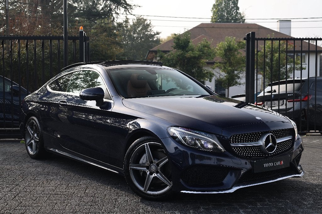 Mercedes-Benz C 220 CDI Coupé /// AMG PACK /// Pano | 360, Auto's, Automaat, 4 zetels, Euro 6, Blauw