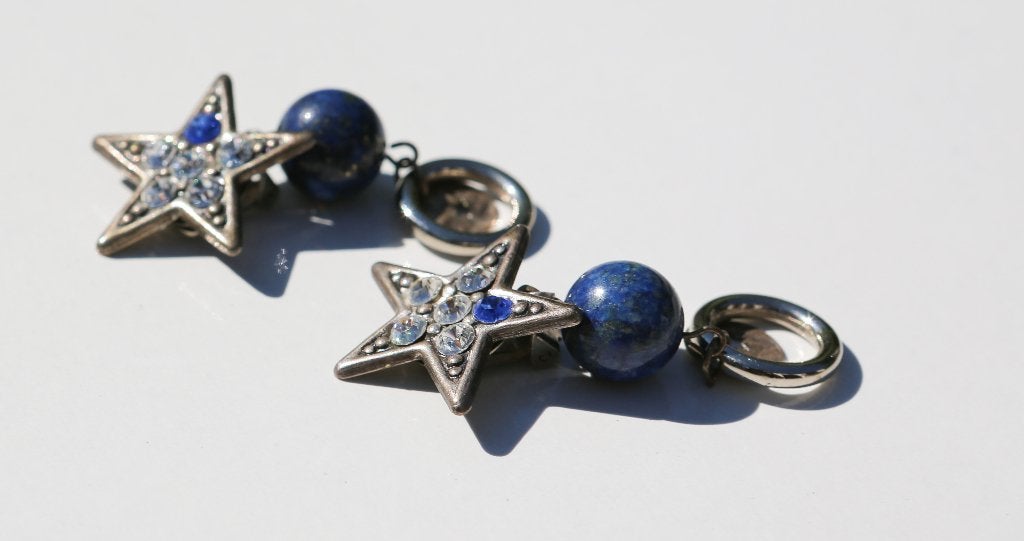 Mooi glanzende oorbellen met clip, Handtassen en Accessoires, Oorbellen, Ophalen of Verzenden, Nieuw, Zilver, Overige materialen