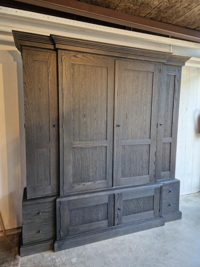 Vitrine kast massief Franse eik  nieuw uit toonzaal, 200 cm of meer, Eikenhout, Nieuw, 200 cm of meer