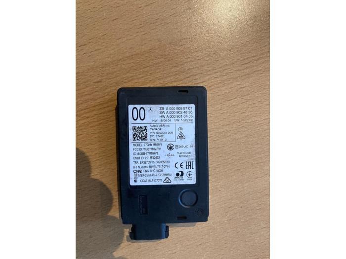 Radar sensor van een Mercedes E-Klasse, Auto-onderdelen, Overige Auto-onderdelen, Mercedes-Benz, Gebruikt, 3 maanden garantie