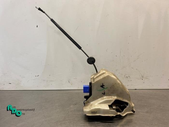 Deurslot Mechaniek 4Deurs links-achter van een Volkswagen Go, Auto-onderdelen, Gebruikt, -, Volkswagen, -