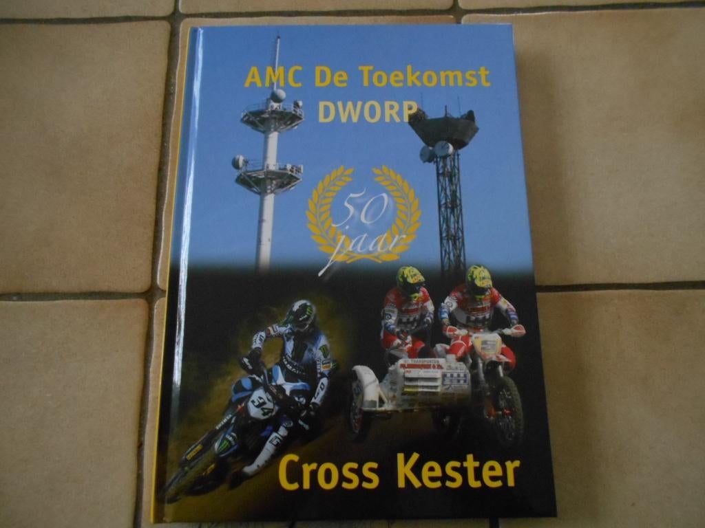 Boek "50 jaar Cross Kester" door René Deboeck, Ophalen of Verzenden, Nieuw, Algemeen