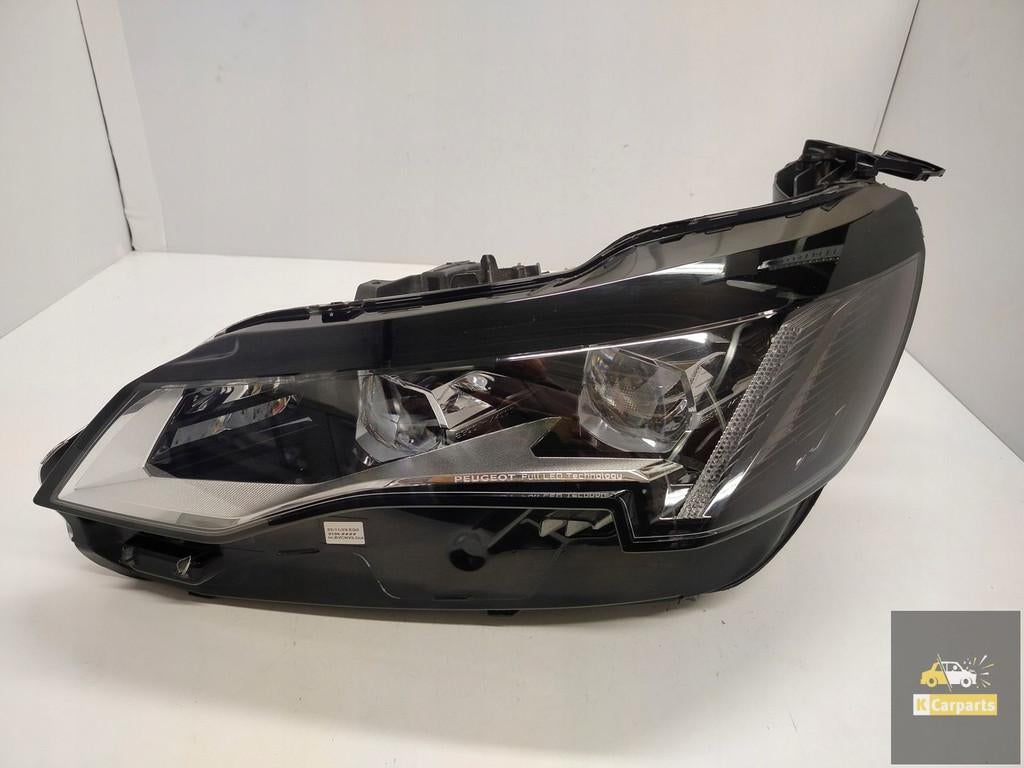 9836230680, Peugeot 3008 5008 II, hayon l vateur, feu LED co, Taurusavenue 1
2132 LS  Hoofddorp, NL, Contact.group@renault.com