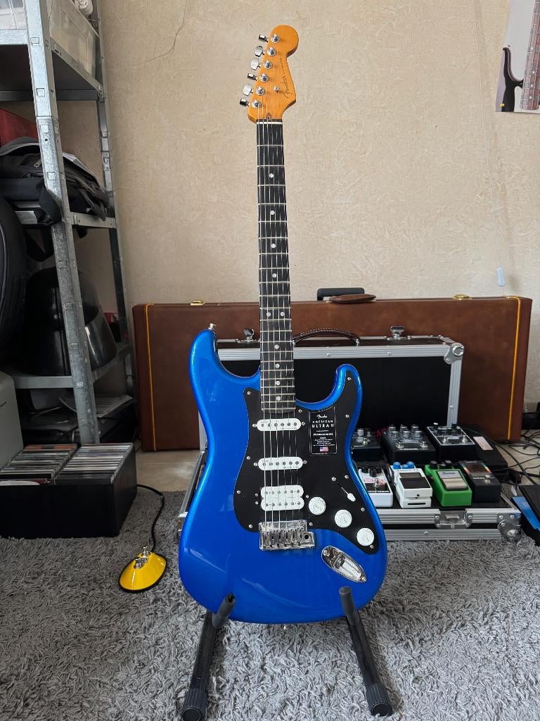 Fender American Ultra II Stratocaster HSS, Musique & Instruments, Enlèvement ou Envoi, Comme neuf, Solid body, Fender