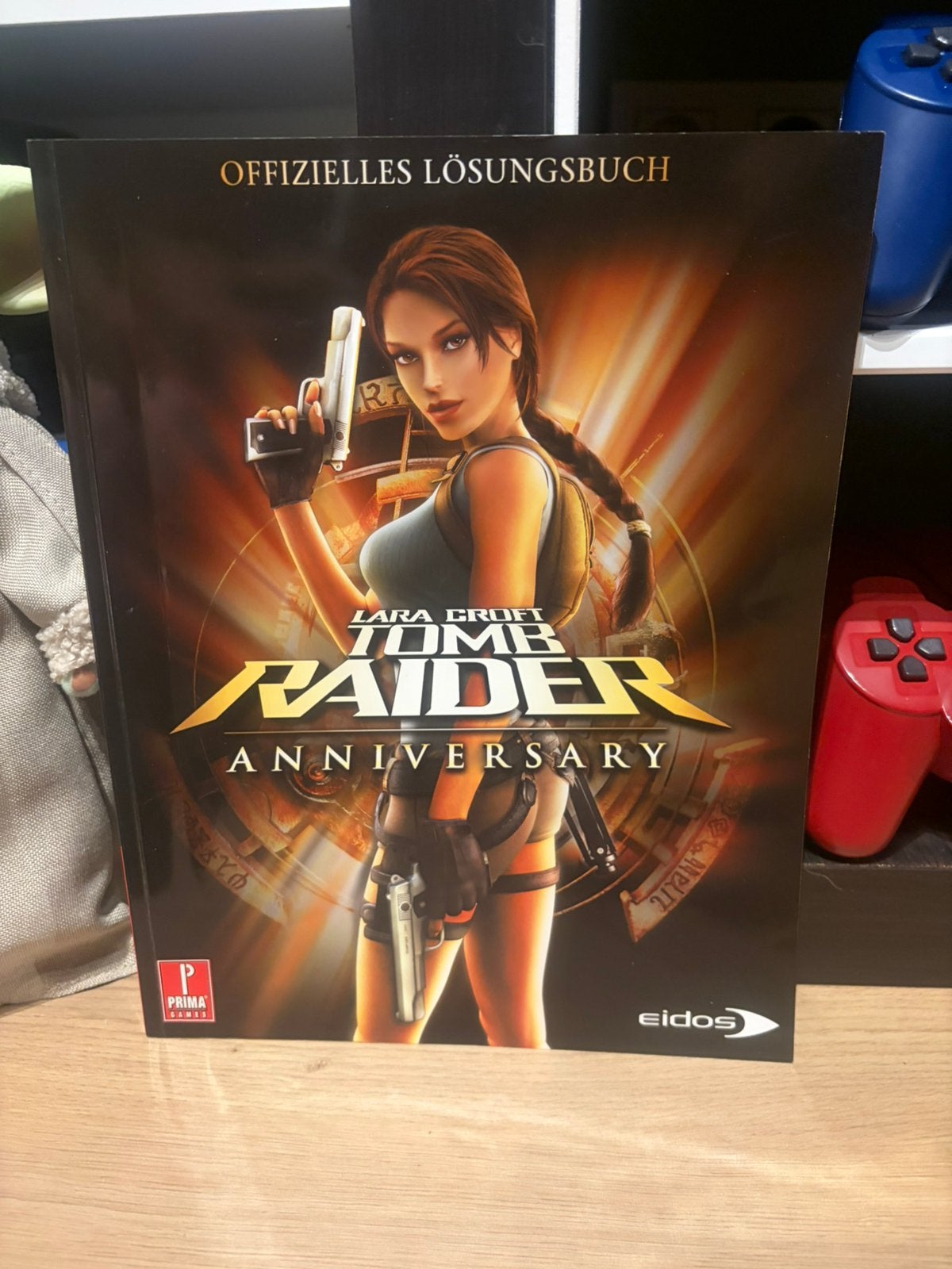 Tomb raider anniversary strategy guide, Games en Spelcomputers, Ophalen, Zo goed als nieuw