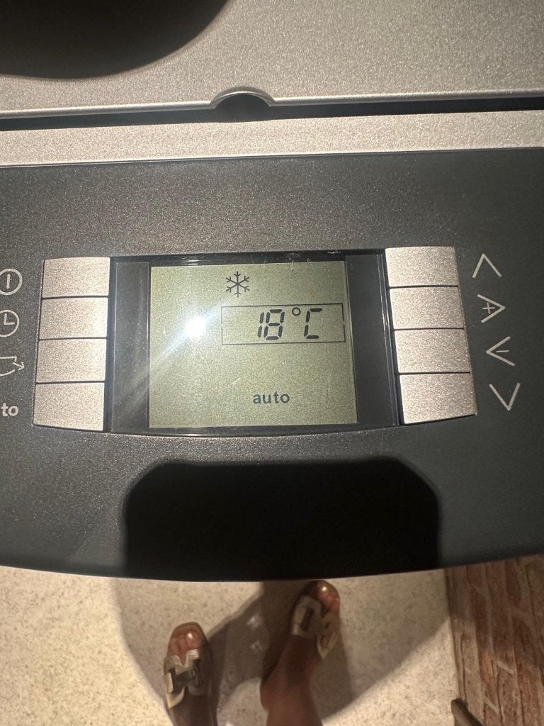 Mobile airco, Elektronische apparatuur, Ophalen, Zo goed als nieuw, Koelen en Ontvochtigen, Mobiele airco